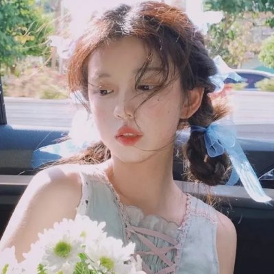 东德蕾丝的爱欲